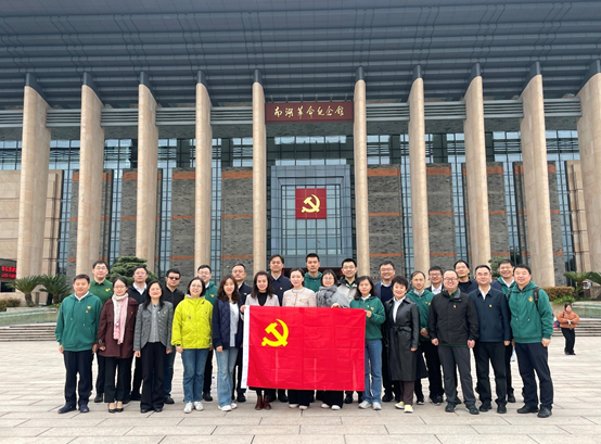 红船精神照征程，奋楫笃行启新章 ——第73期高校中青年干部培训班浙江团开展“新时代重走一大路”党性学习教育活动